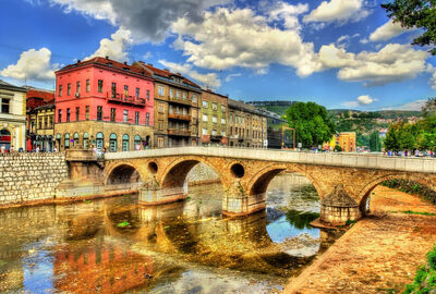 Otobüs ile Balkan Masalı