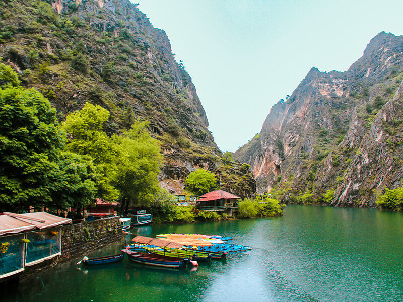 Otobüs İle Balkan Masalı