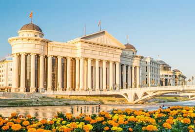 Kısa Balkan Masalı