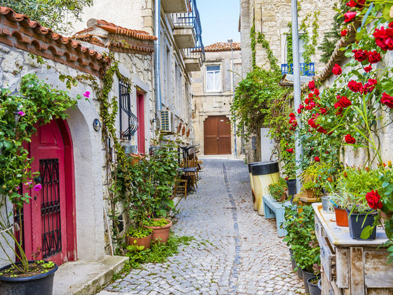 İzmir Alaçatı Ot Festivali Turu  1 Gece 2 Gün